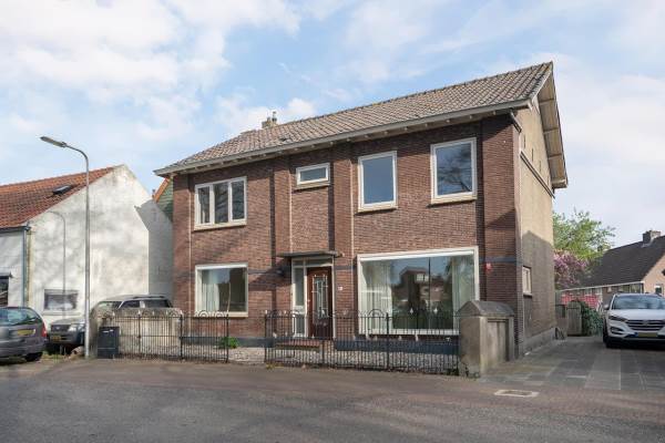 Woning Dorpsstraat 65 Hekelingen