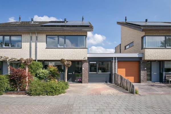 Woning Bachlaan 49 Oud-Beijerland
