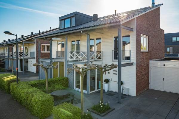 Woning Atletiekstraat 11 HOOFDDORP