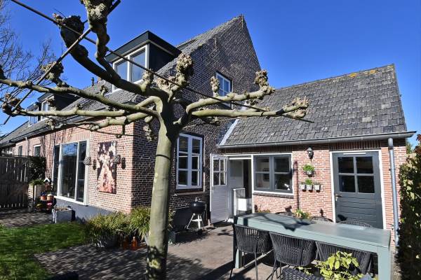 Woning E. Ludenstraat 23 Huizen