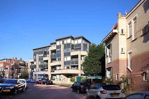 Woning Johan van Oldenbarneveltlaan 91A Den Haag