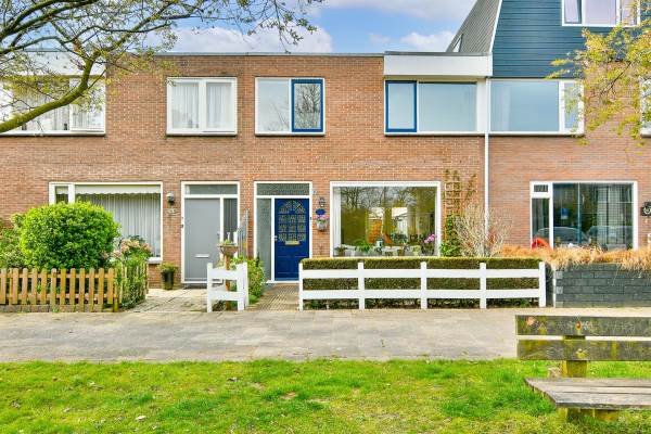 Woning Van den Berghlaan 195 Hoofddorp