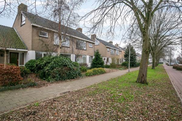 Woning Antoniuslaan 33 Hendrik-Ido-Ambacht