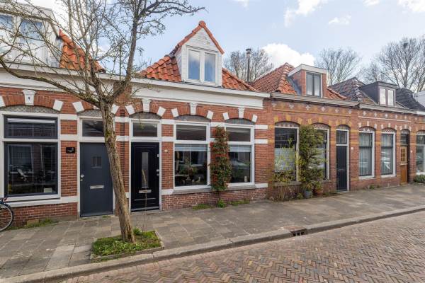 Woning Eerste Spoorstraat 6 Groningen