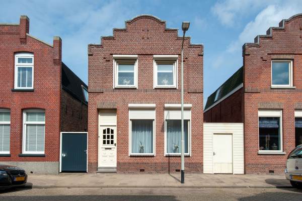 Woning Valkenburgstraat 5 Roosendaal