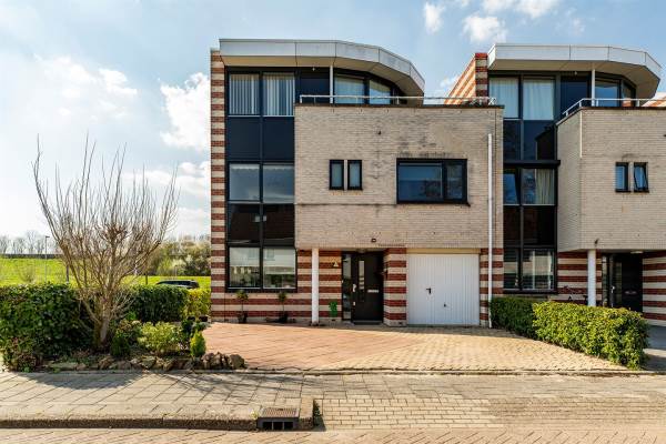 Woning Brucknerstraat 31 Barendrecht