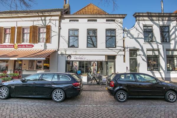 Woning Voorstraat 39 Sommelsdijk