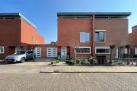 Woning Agnes Bartoutslaan 71 Hendrik-Ido-Ambacht