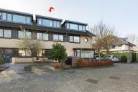 Woning Adelaarsvaren 93 Bergschenhoek