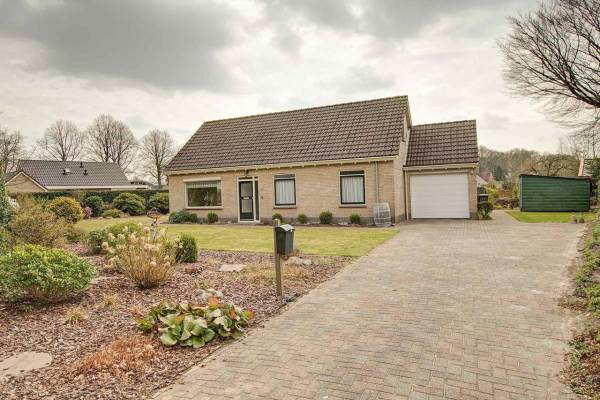 Woning Hoge Kamp 25 Ruinen (Gem. De Wolden)