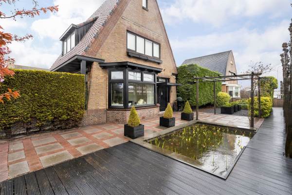 Woning Emmastraat 8 Monster