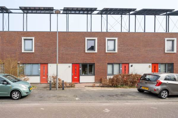Woning Erik de Rodestraat 69 Almere