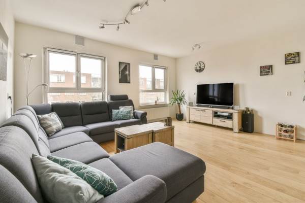 Woning Daniël Defoelaan 119 Amsterdam