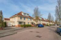 Woning Burg Van Heugtenlaan 122 Nieuwerkerk aan den IJssel