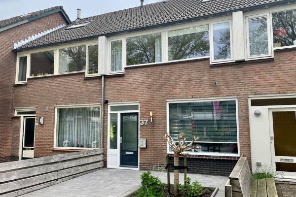 Woning Anna van Burenstraat 37 Lopik