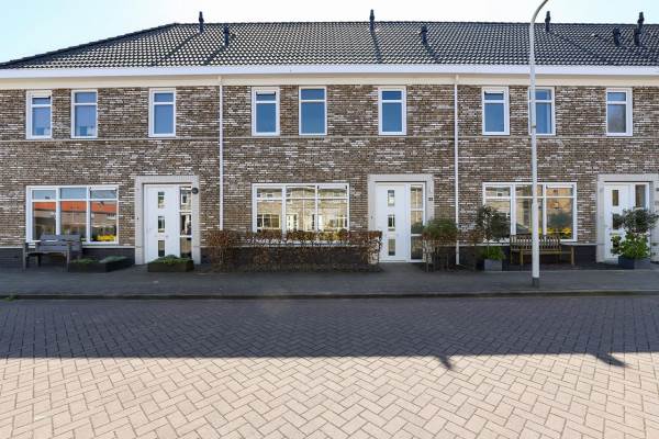 Woning Sjoerd Wiersmahof 13 JOURE