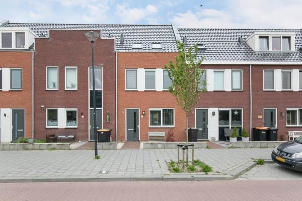 Woning Westerveer 35 ZWAAG
