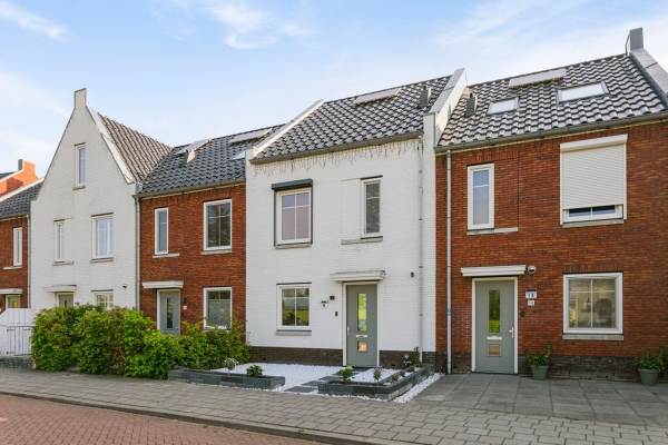 Woning Koningsoever 16 ZEVENHUIZEN ZH
