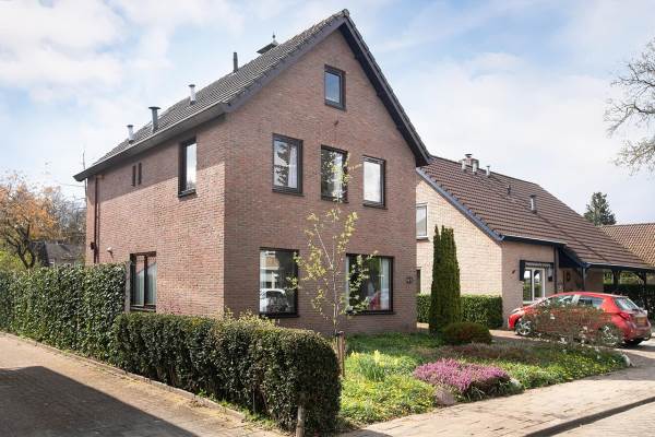 Woning Mn Doorn Leersumsestraatweg 23B 34 € 345 000 ,- K K + 3815 Tm Amersfoort Flaming AUSTERLITZ