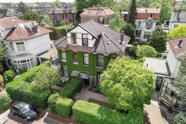 Woning Nieuwe Englaan 13 BUSSUM