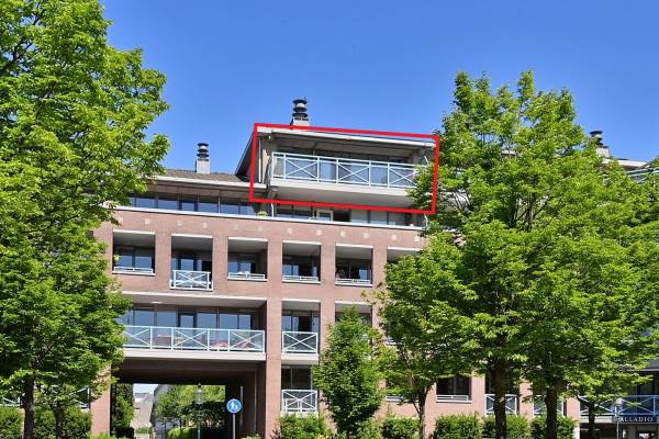 Woning Wilhelminaplantsoen 83 Bussum
