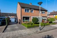 Woning Azalealaan 4 Hoeven