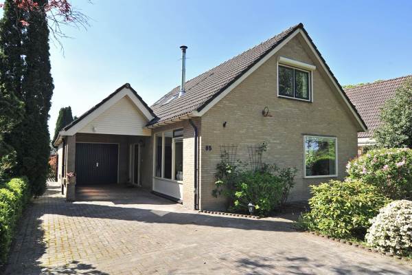 Woning Middenraai 85 Nieuweroord (Gem. Hoogeveen)