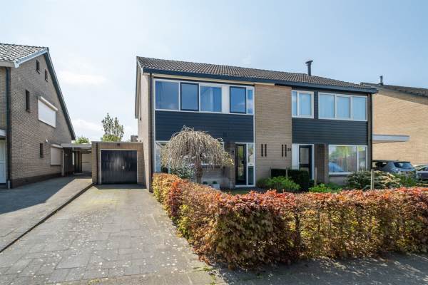 Woning Dr Staringstraat 21 Losser