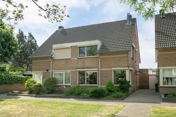 Woning van Someren-Downerlaan 19 Helmond