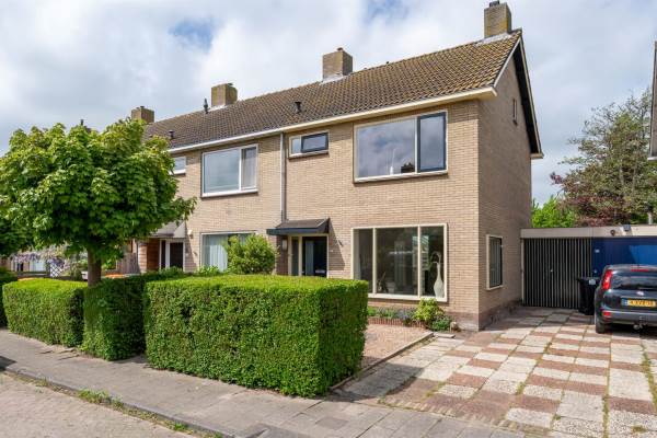 Woning Burgemeester Elmersstraat 32 Sijbekarspel