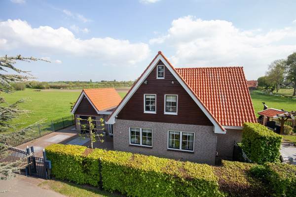 Woning Nieuweweg 2 Rhoon
