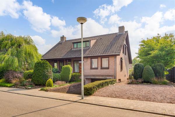 Woning Meidoornlaan 16 Roggel