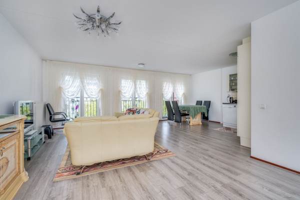 Woning Laan op Zuid 300 Rotterdam