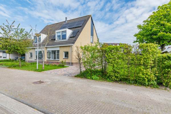 Woning W Jehannes Koopmansstr 70 Akkrum