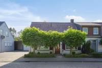 Woning Burg. Van Udenstraat 17 Budel