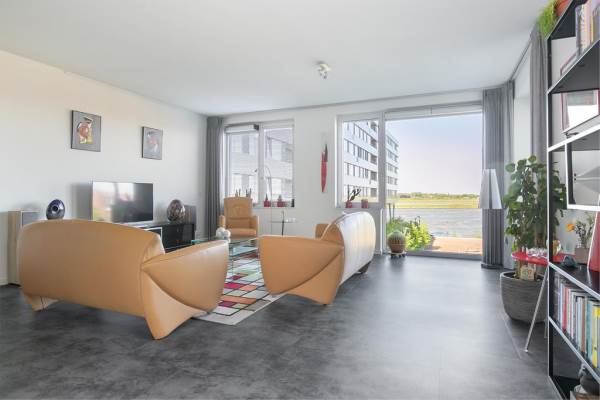 Woning Kraanbaan 242 Alblasserdam