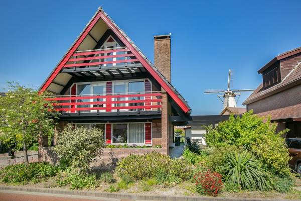 Woning Jhr Mr A F de Savornin Lohmanstraat 79 Zuidland