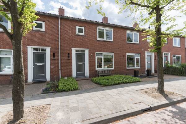 Woning v. Brakelstraat 8 Winschoten