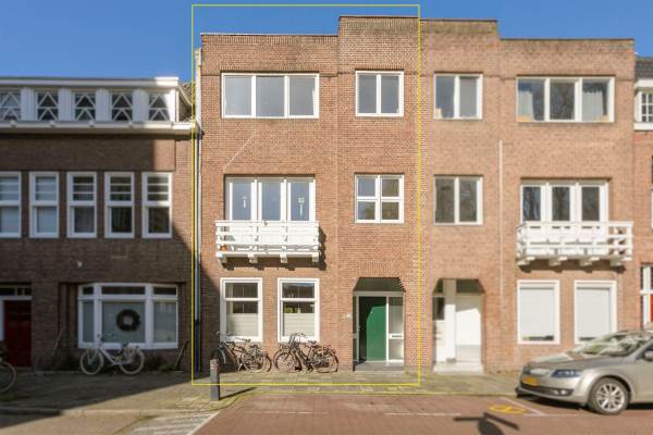 Woning Burg. de Hesselleplein 1 Heerlen
