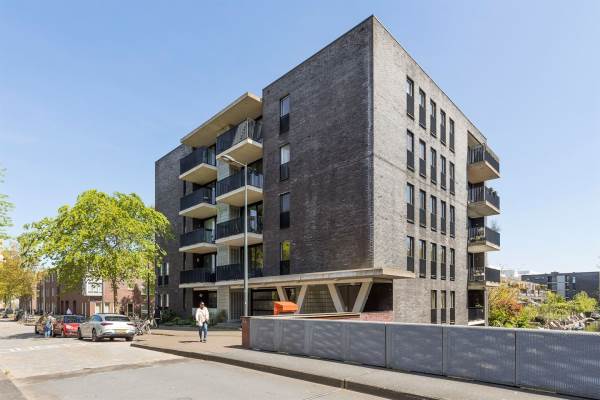 Woning Johan Huijsenstraat 34 Amsterdam