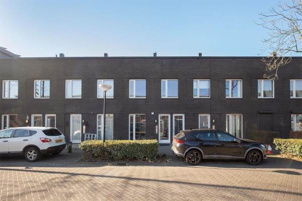 Woning Samosstraat 24 Amsterdam