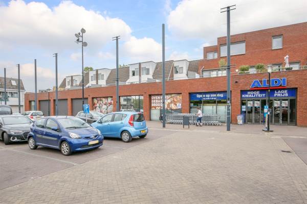 Woning Zandstraat 8206 Beneden-Leeuwen