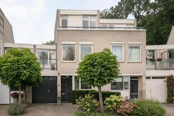 Woning Ijsvogel 86 MAARSSEN
