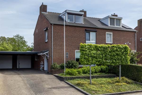 Woning Pastoor Pendersstraat 16 Banholt