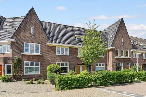 Woning Stationsplein 7 Weesp