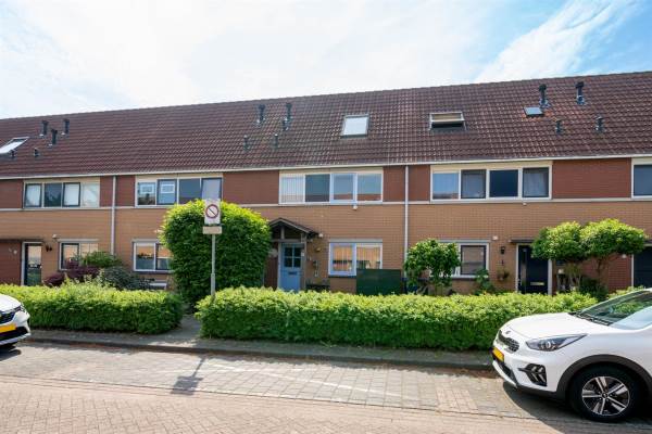 Woning Adrienne Solserstraat 42 Almere