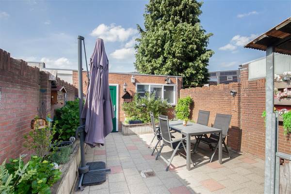 Woning Jacob van Oudenhovenstraat 51 Tilburg