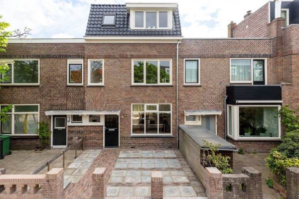 Woning Arnoldystraat 12 Haarlem