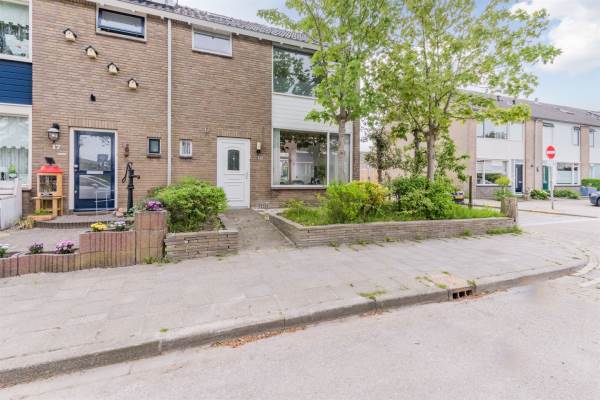 Woning Prins Clausstraat 19 Benthuizen