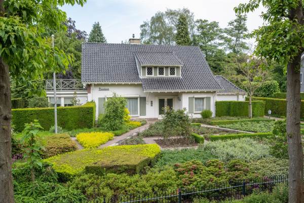 Woning Burgemeester Rouppe van der Voortlaan 1 Berkel-Enschot